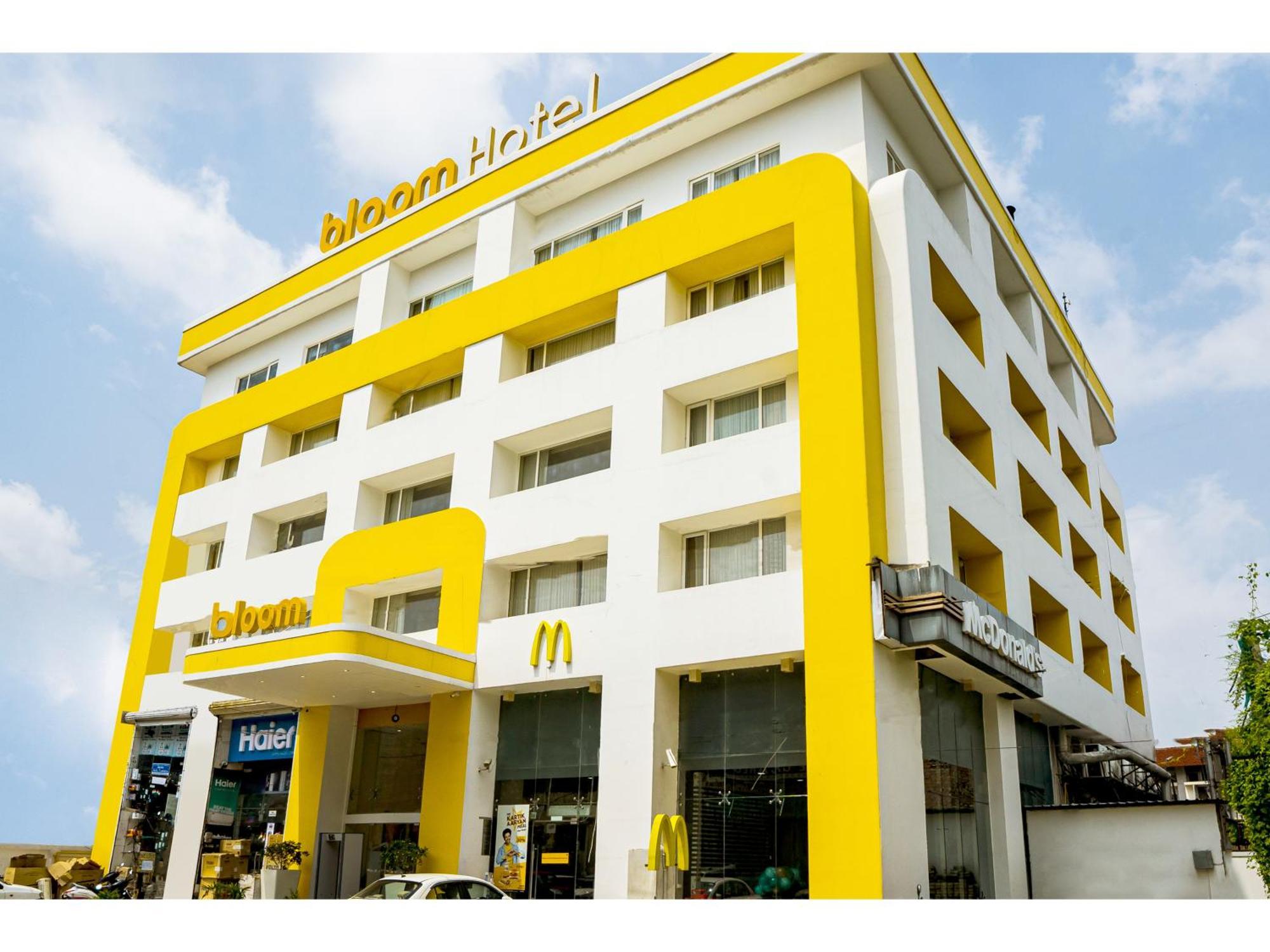 Bloom Hotel - ジャンムー エクステリア 写真
